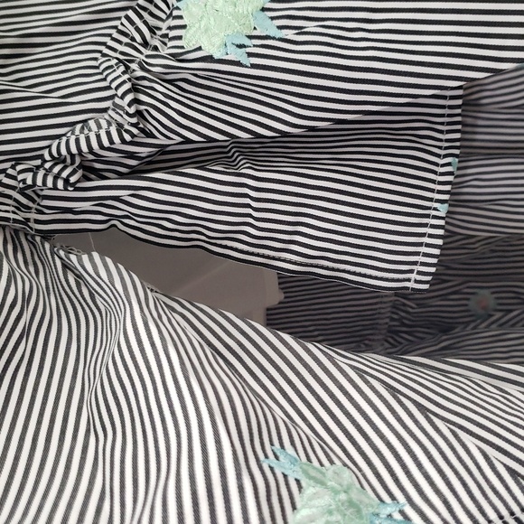 Dance & Marvel Midi Skirt Medium Black White Stripe Floral Ruffle Embroidered - Picture 5 of 16